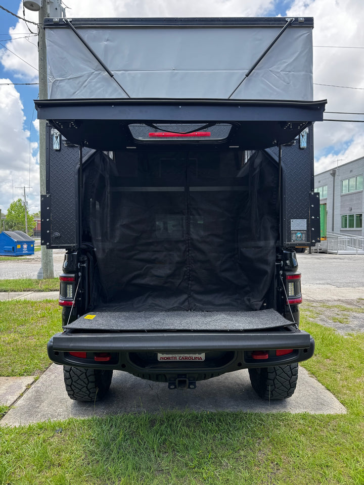 Pre-Owned Four Wheel Campers Project M for Jeep Gladiator