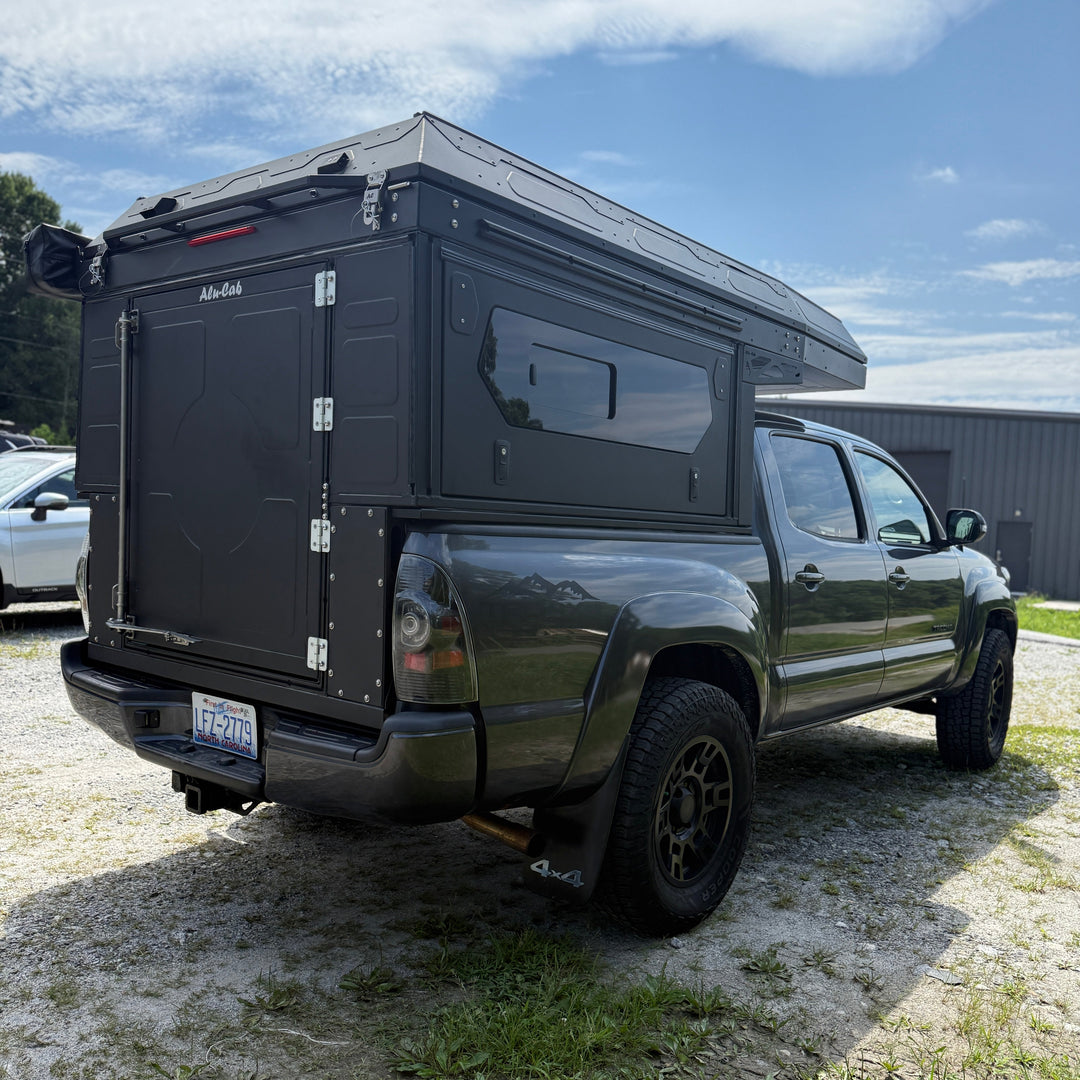 Pre-Owned Alu-Cab ModCAP Camper for 5' Mid Size Bed Trucks