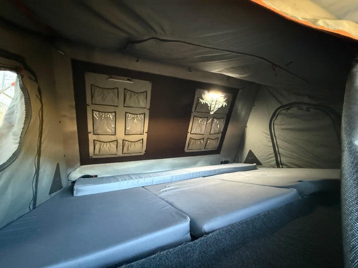 Pre-Owned Alu-Cab ModCAP Family Camper with Accessories