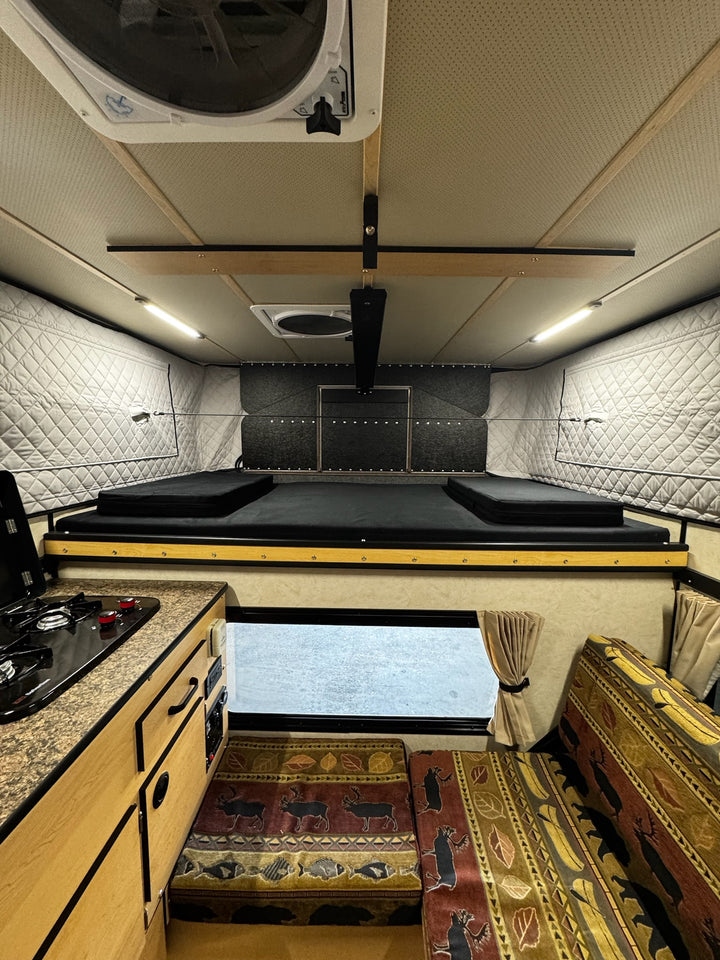 Pre-Owned Four Wheel Campers Raven Camper