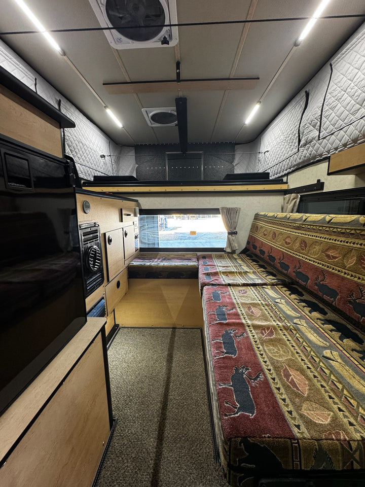 Pre-Owned Four Wheel Campers Raven Camper