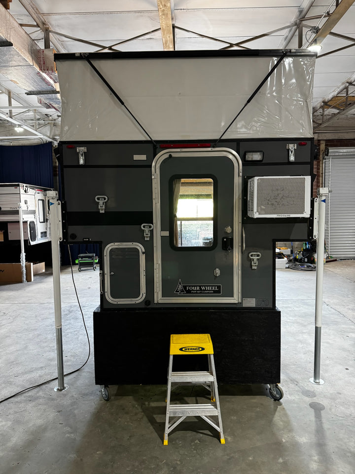 Pre-Owned Four Wheel Campers Raven Camper