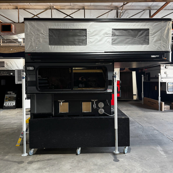 Pre-Owned Four Wheel Campers Raven Camper