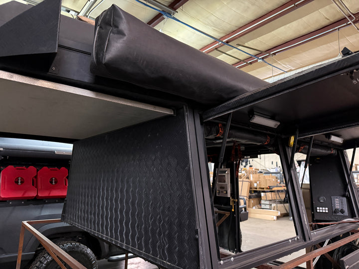 Pre-Owned Alu-Cabin for Full Size 6.5 Bed Trucks